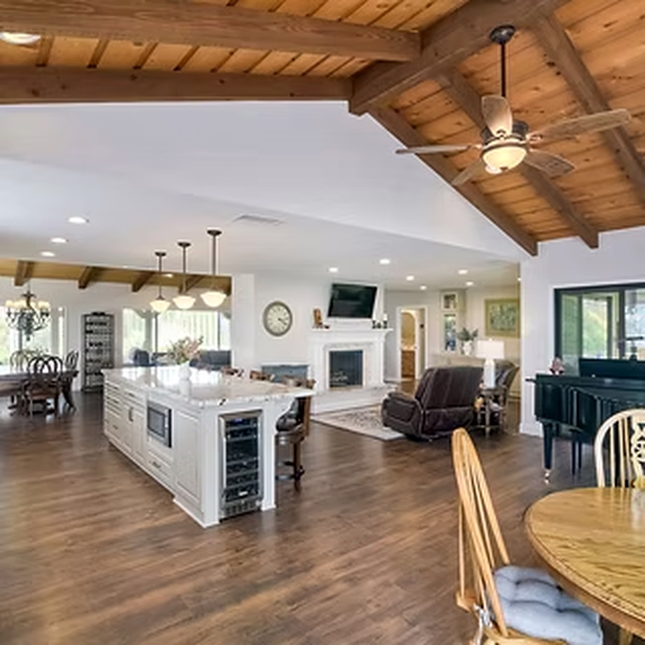Finished Snyder Atelier kitchen after staging and design transformation